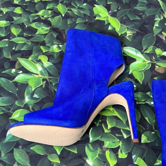 Inc International concepts, blue suede ankle boot heels - Picture 7 of 9